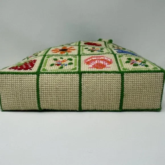 Vintage Rare Design Nature Handmade Needle Point Purse, Cream Green - Picture 6 of 10